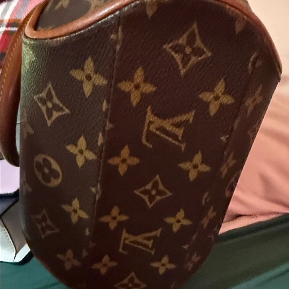 Louis Vuitton Monogram Canvas Ellipse PM w/COA. EUC. - Picture 5 of 7